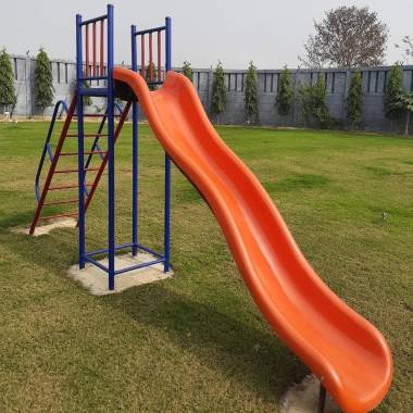 Wave Slide Manufacturers in Delhi